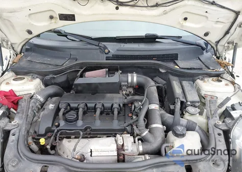 2010 Mini Cooper S z USA, uszkodzony, nr VIN WMWMF7C50ATX42847